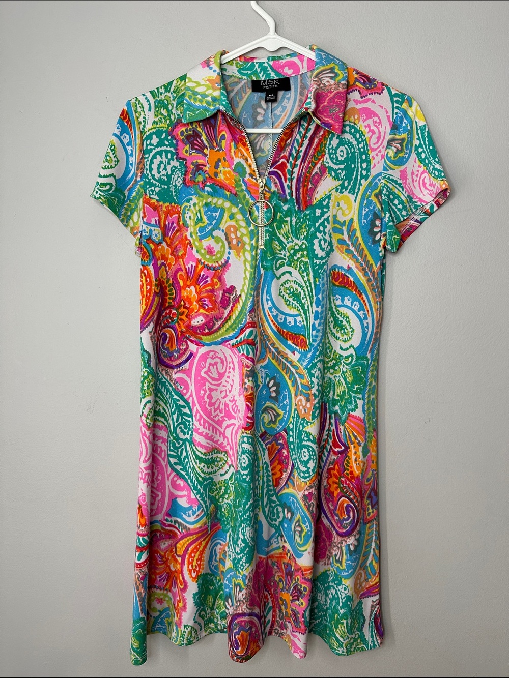 MSK Vibrant Paisley Zip-Front Short Sleeve Dress in Pink, Green & Blue